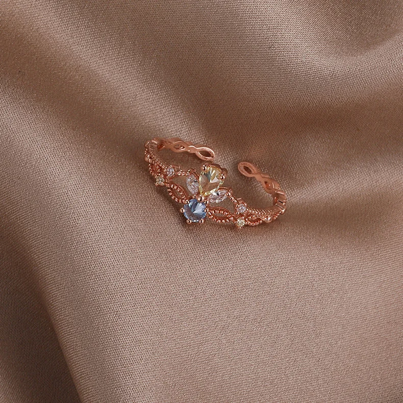 13# 21701b Blue Three-Petal Flower (Rose Gold)