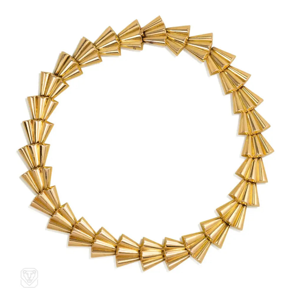 Elegant Gold Necklace-Retro gold scalloped link necklace, France