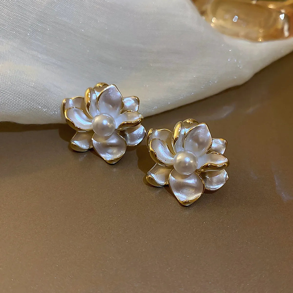 14# Silver Needle-White Pearl Flower