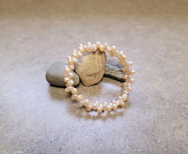 Handmade Gemstone Bracelet-White Ocean's Embrace Bracelet