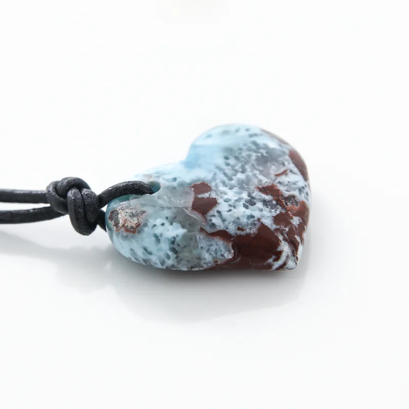 Modern Crystal Necklace-Heart Larimar Hapuna