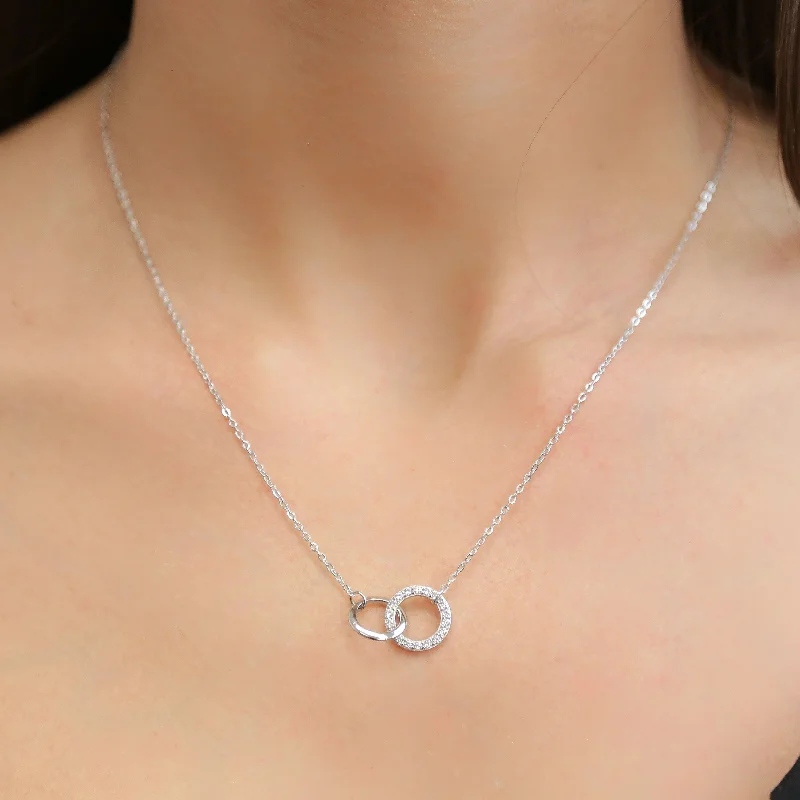 Silver Heart Necklace-HOOKED - Silver Dainty Chain with Two intertwined circles Necklace