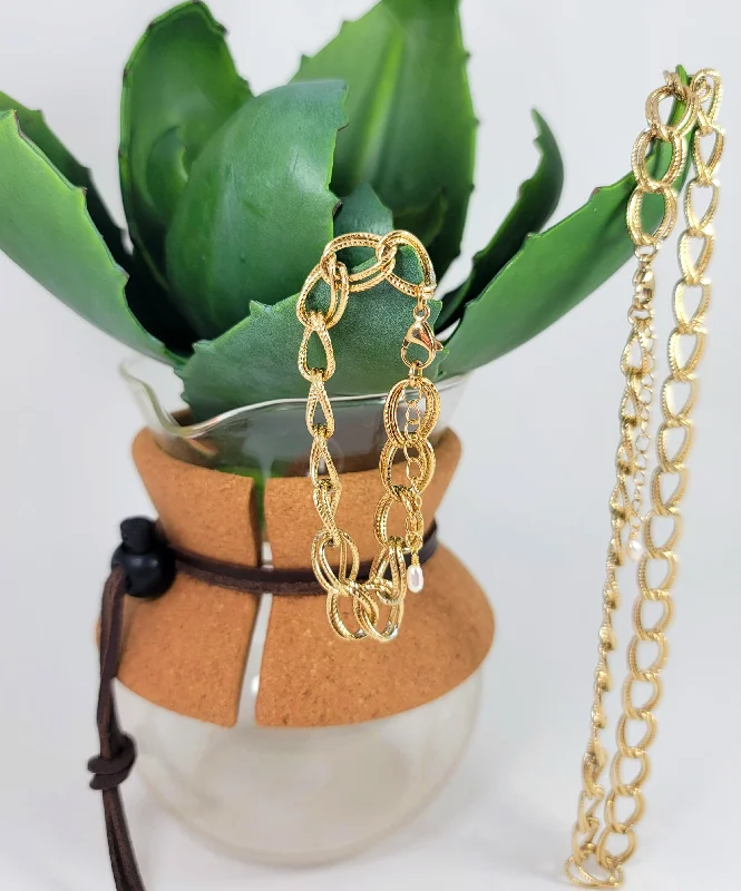 Simple Gold Beaded Bracelet-Connection Bracelet