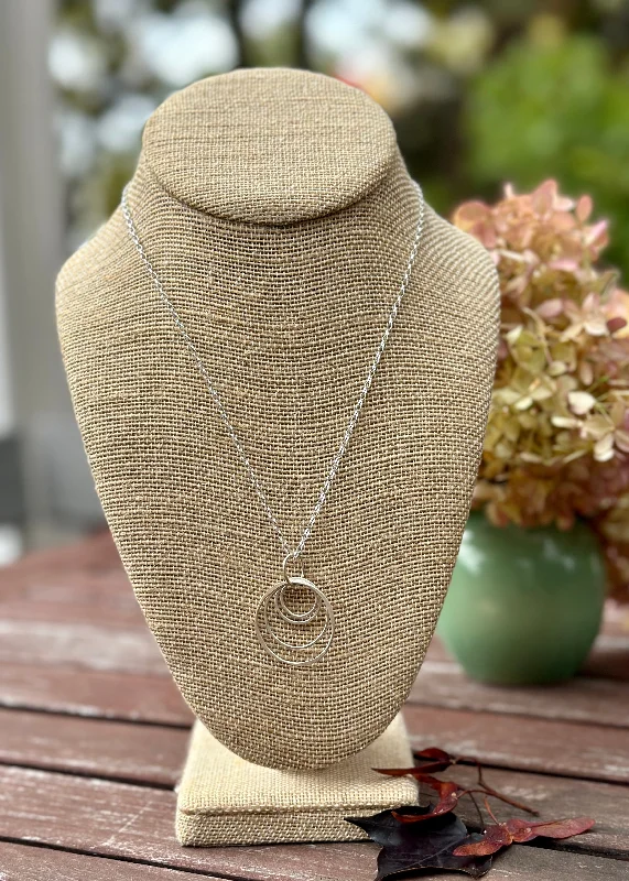 Elegant Silver Necklace-Many Circles Necklace