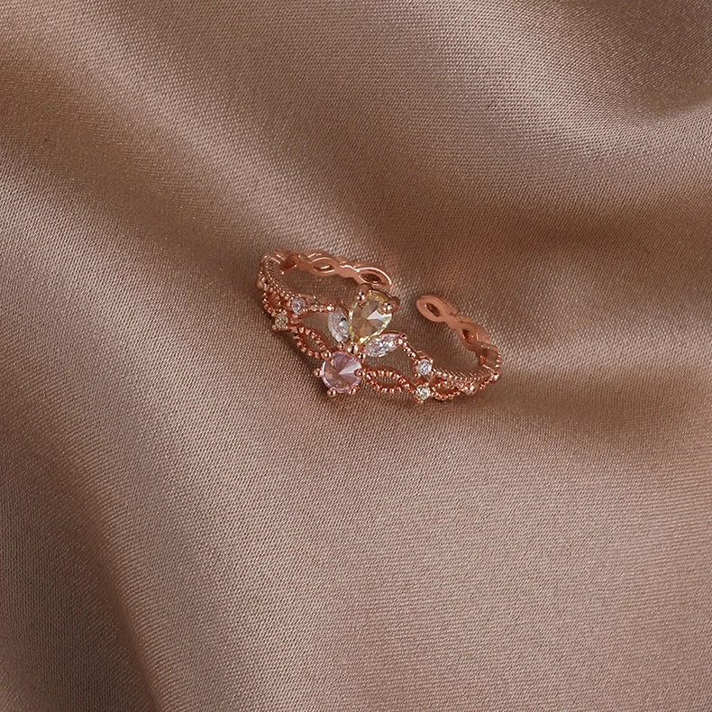 12# 21701a Pink Three-Petal Flower (Rose Gold)