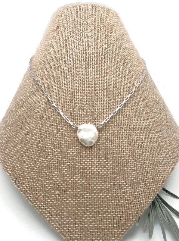 Bold Silver Necklace-Simple Petal Pearl Necklace