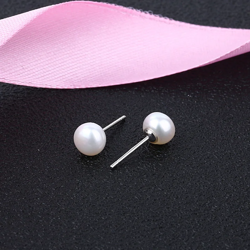 Natural Pearl Ear Studs (White 4-5mm)